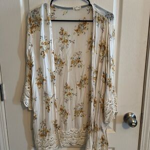 Adorable lightweight cardican